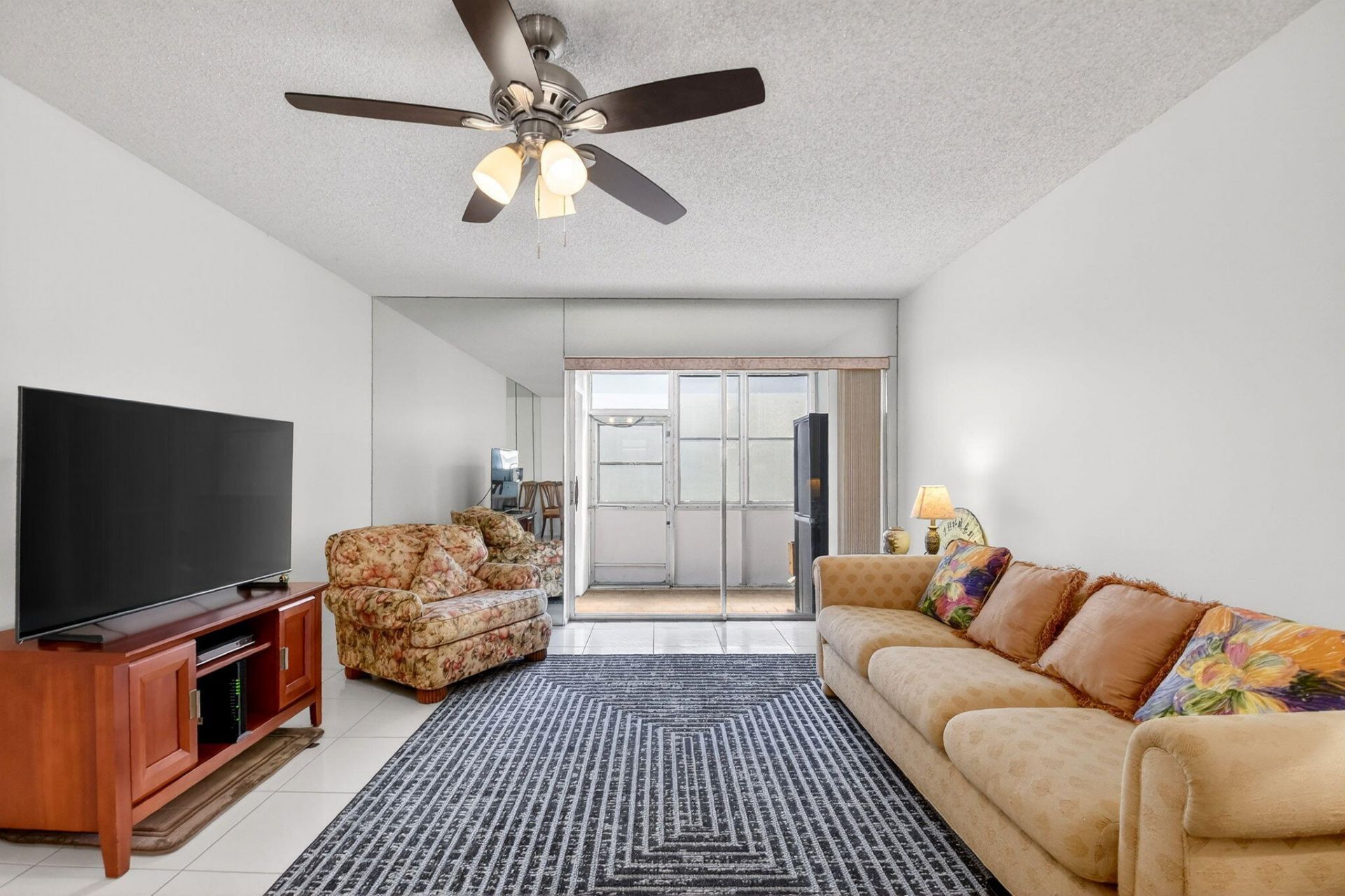 2593 W Dudley Drive W, Unit F, West Palm Beach, FL 33415 Photo