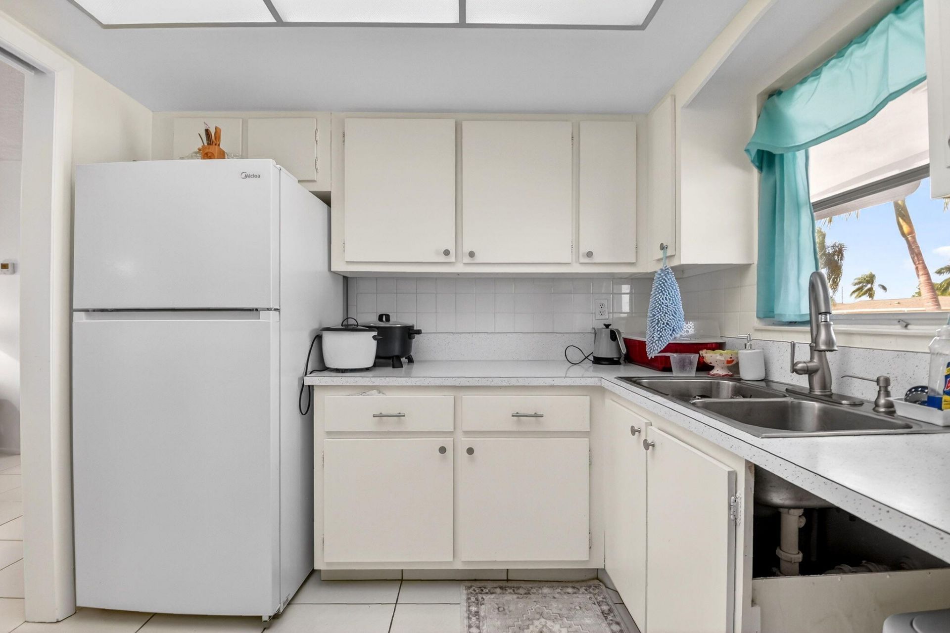 2593 W Dudley Drive W, Unit F, West Palm Beach, FL 33415 Photo