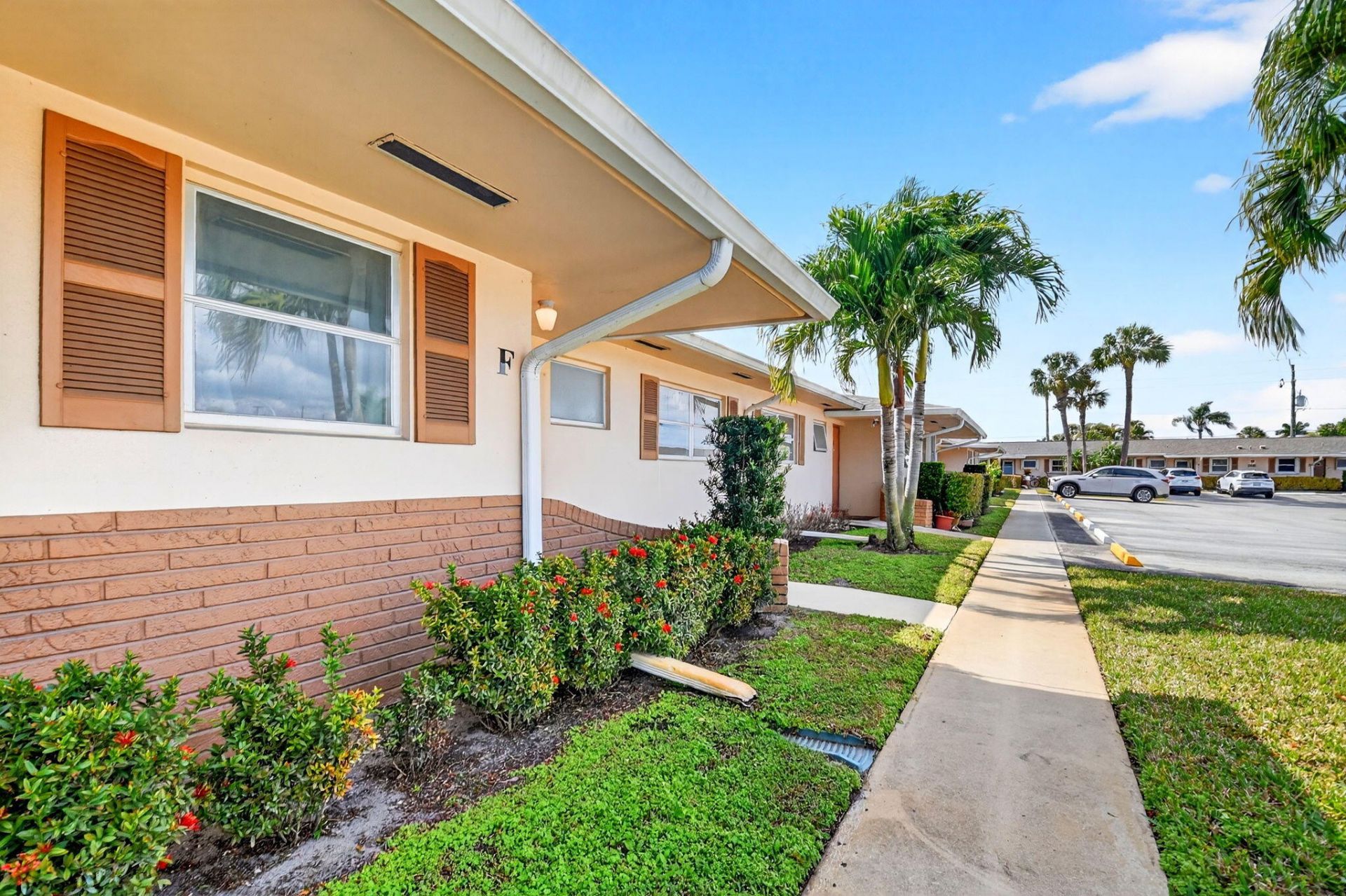 2593 W Dudley Drive W, Unit F, West Palm Beach, FL 33415 Photo
