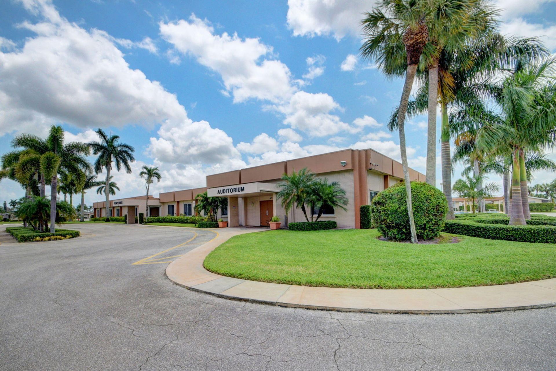 2593 W Dudley Drive W, Unit F, West Palm Beach, FL 33415 Photo