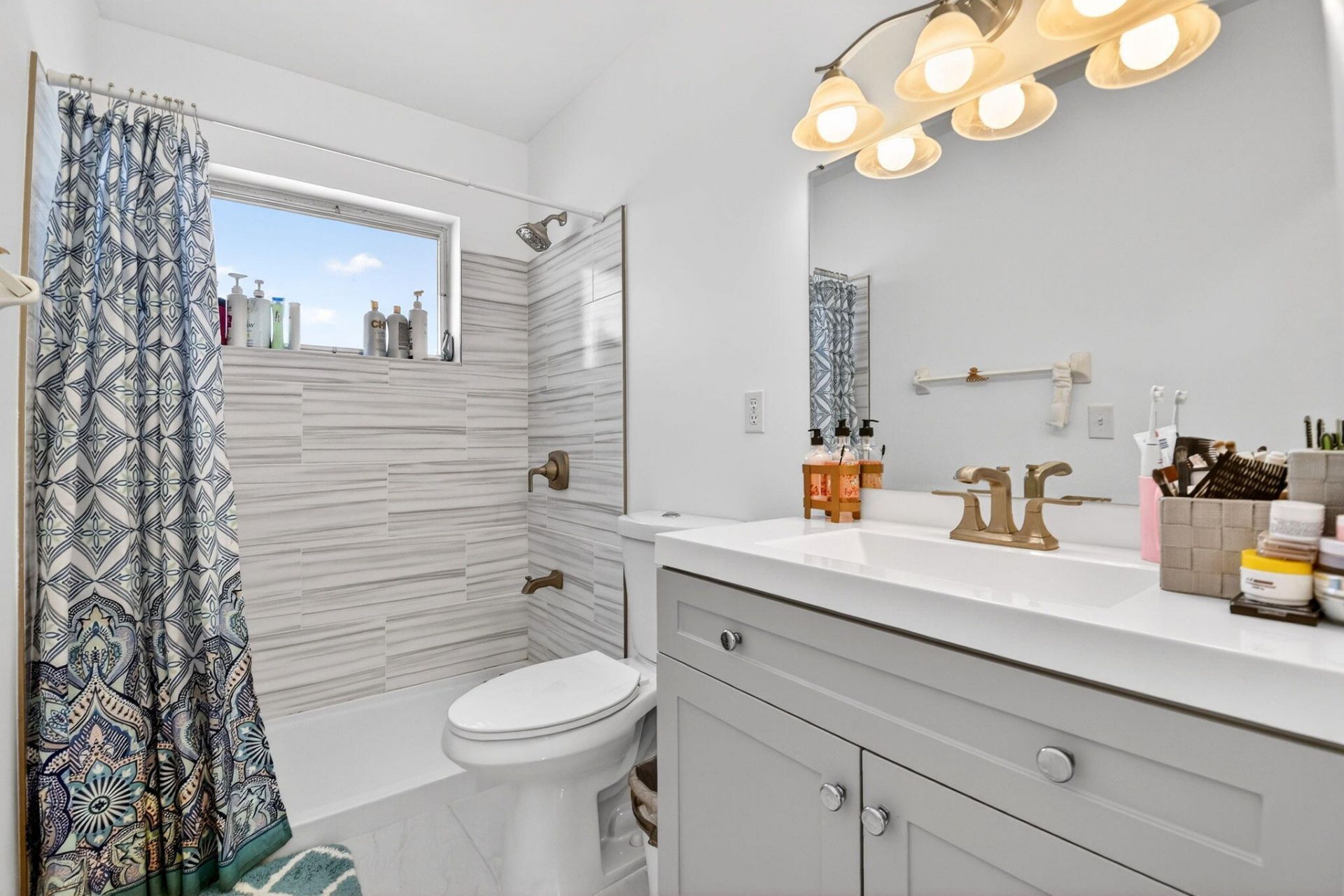 2593 W Dudley Drive W, Unit F, West Palm Beach, FL 33415 Photo