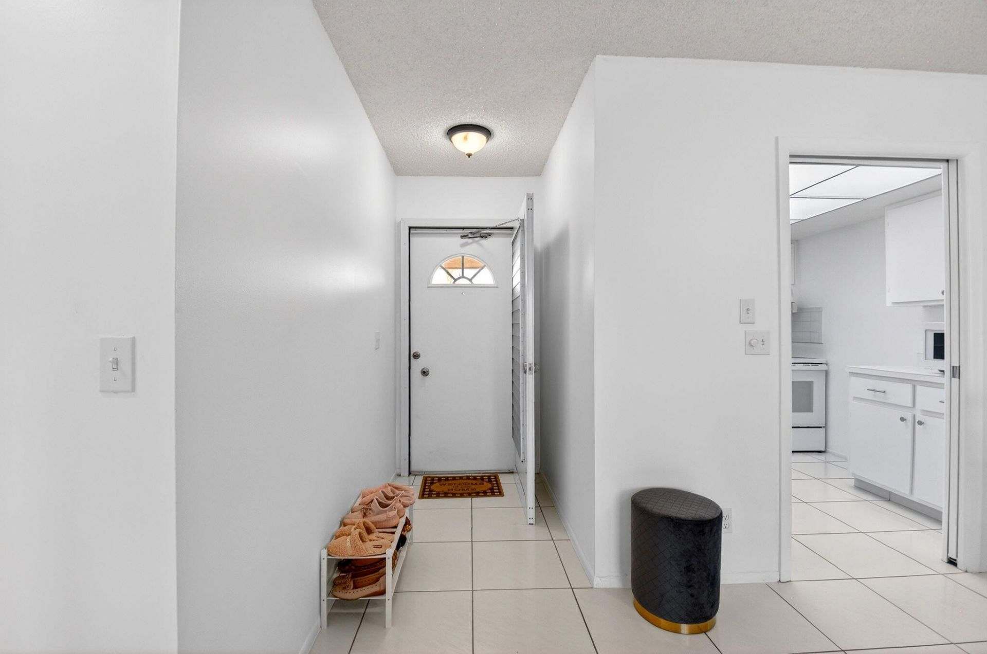 2593 W Dudley Drive W, Unit F, West Palm Beach, FL 33415 Photo