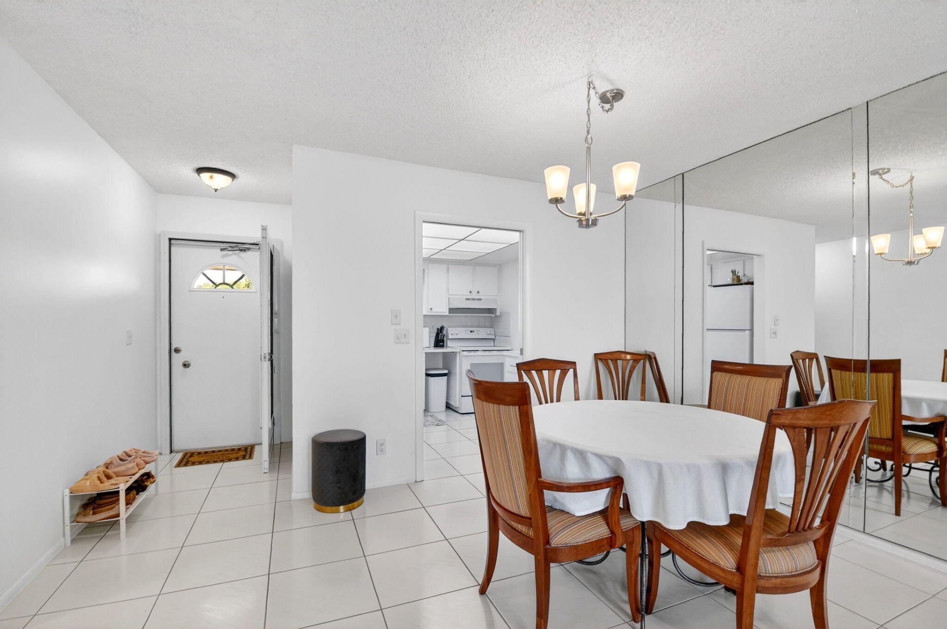 2593 W Dudley Drive W, Unit F, West Palm Beach, FL 33415 Photo