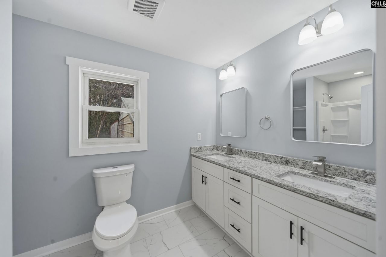 203 S Main Street  Photo 15