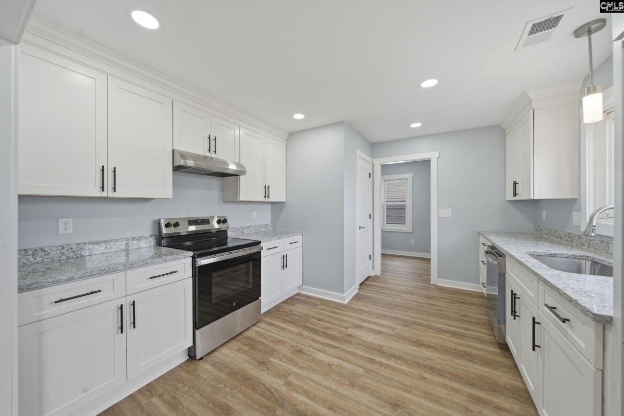 203 S Main Street  Photo 7