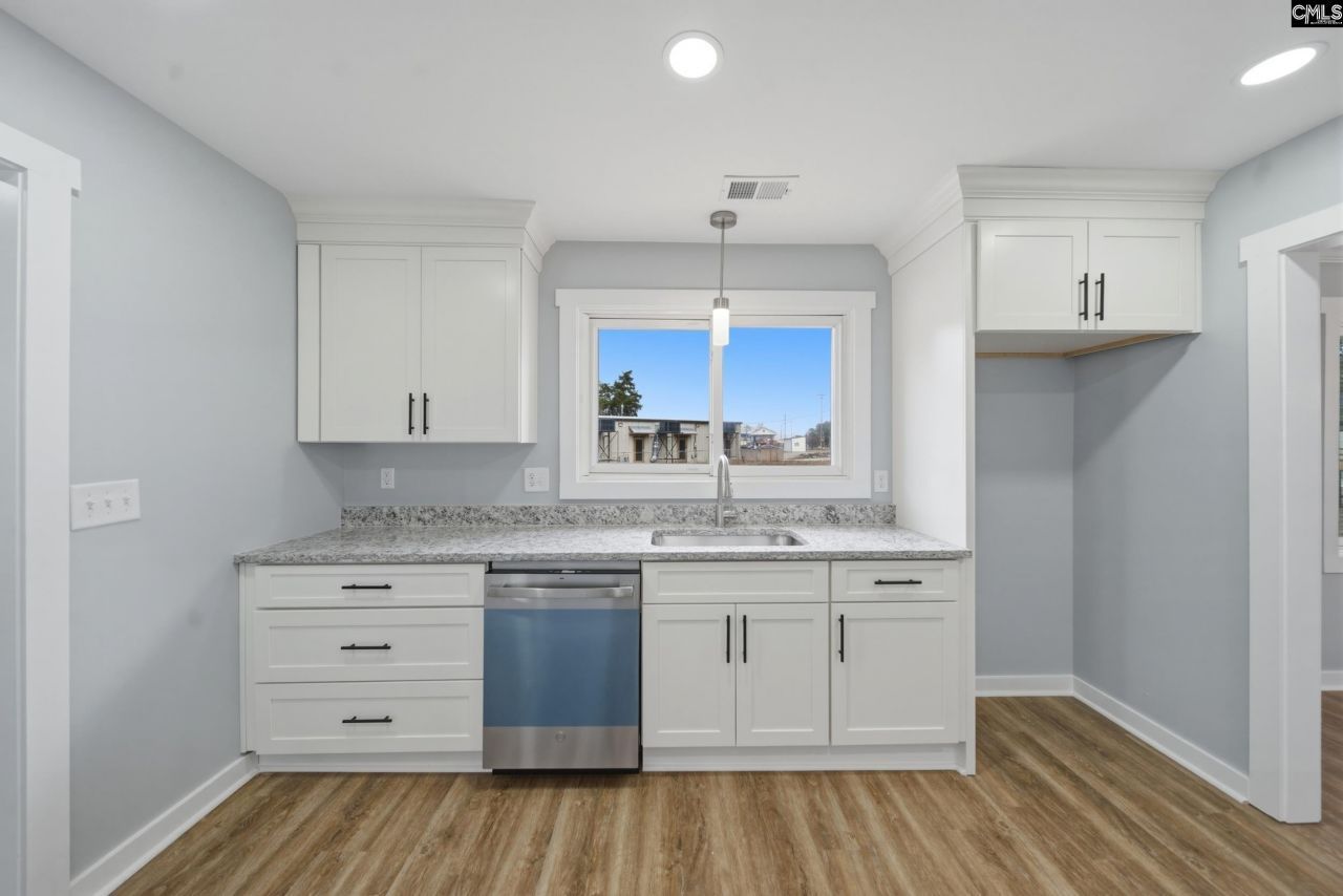 203 S Main Street  Photo 8