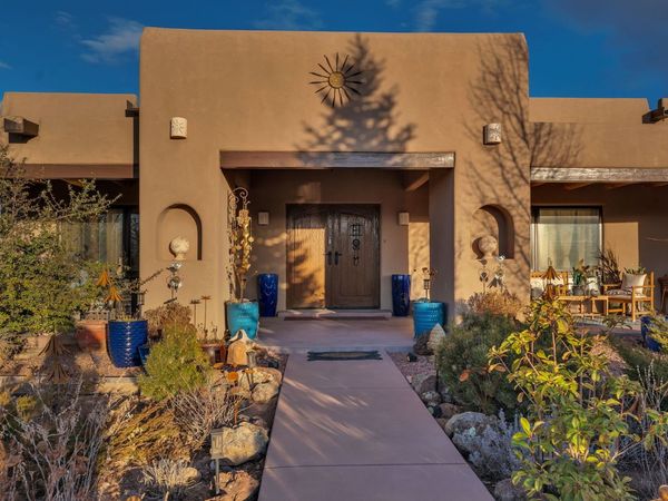 16 Via De Estrellas, Unit A, Santa Fe, NM 87506