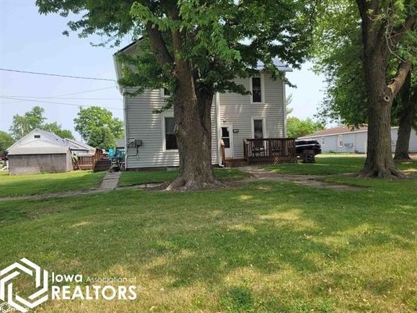 110 N College, Agency, IA 52530