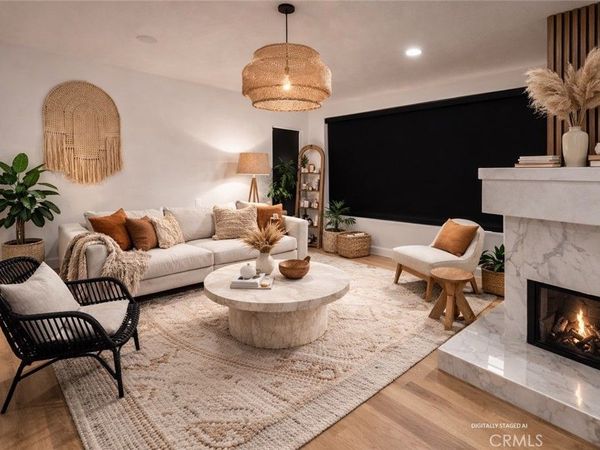 12 Woodleaf, Irvine, CA 92614