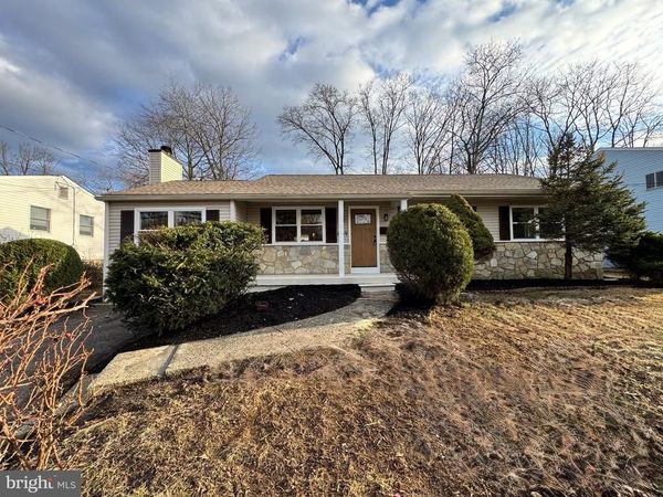 869 WHITMAN DRIVE, BLACKWOOD, NJ 08012