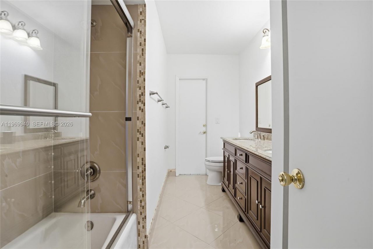 14721 SW 67th Ave, Coral Gables, FL 33158 Photo