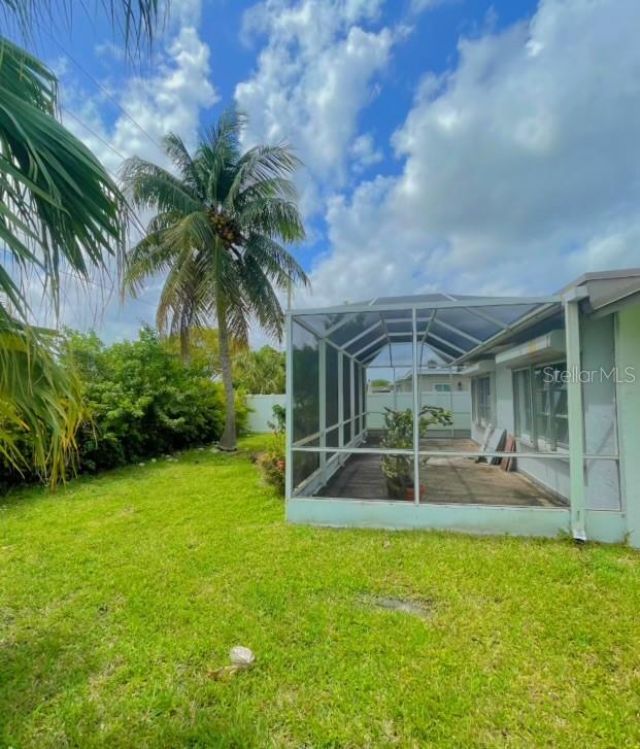 9102 NW 81st Court, Tamarac, FL 33321 Photo