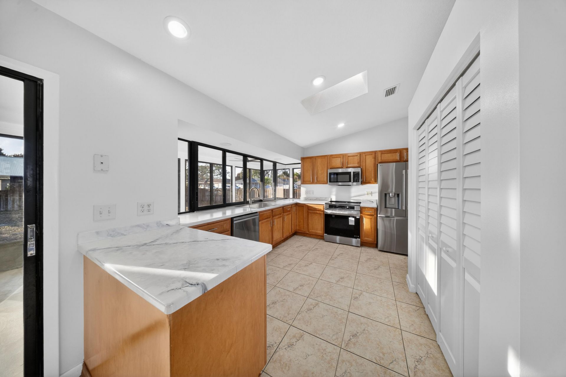 2202 SE Glover Street, Port Saint Lucie, FL 34984 Photo