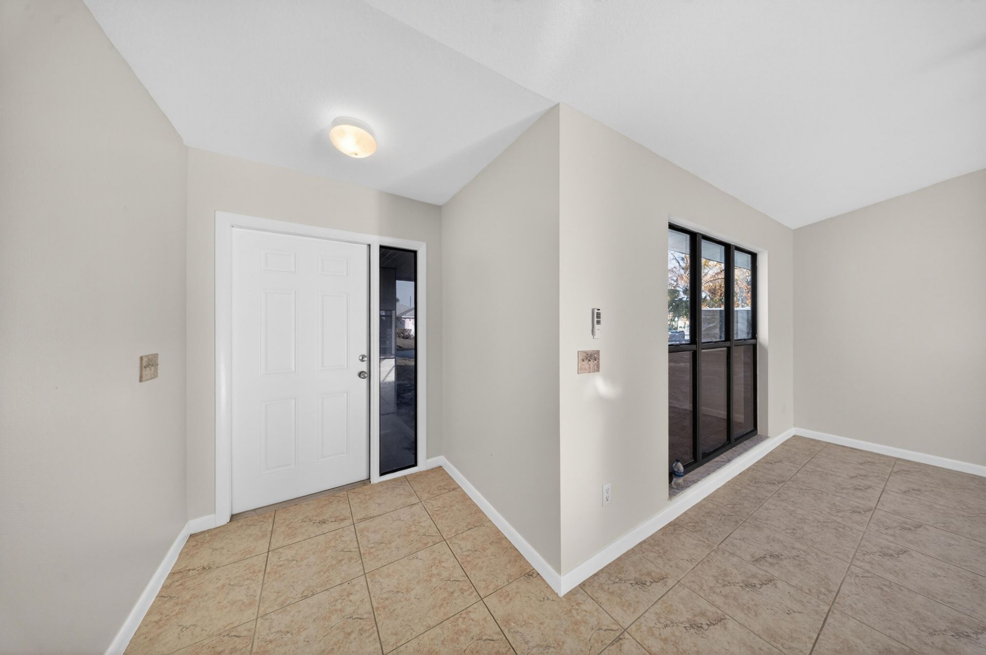 2202 SE Glover Street, Port Saint Lucie, FL 34984 Photo