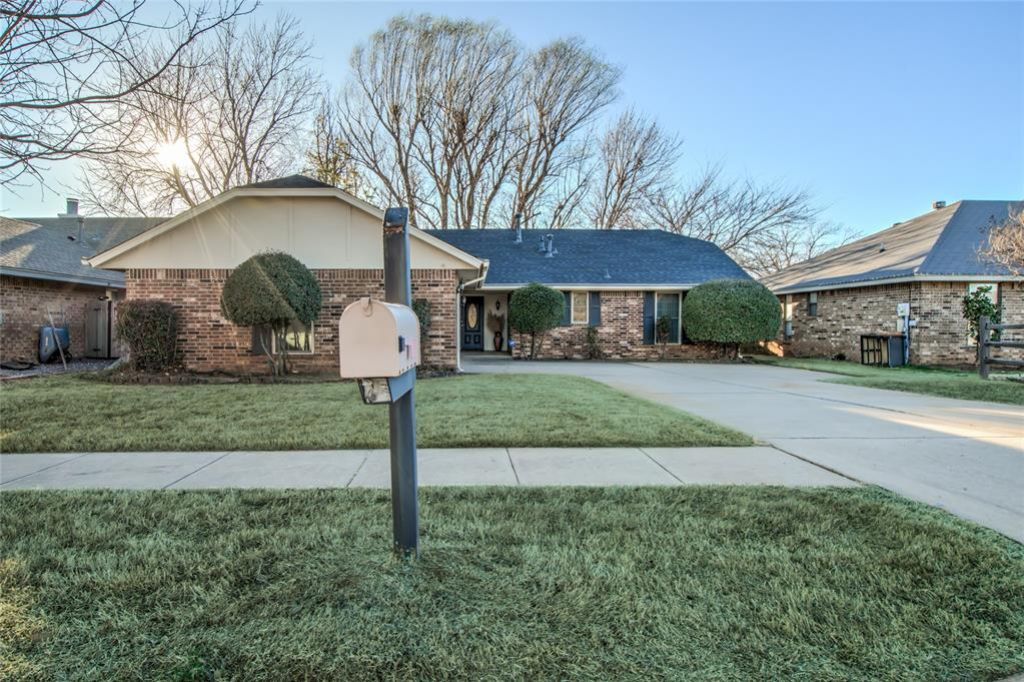 1505 Sand Springs Trail, Edmond, OK 73013 Main Photo