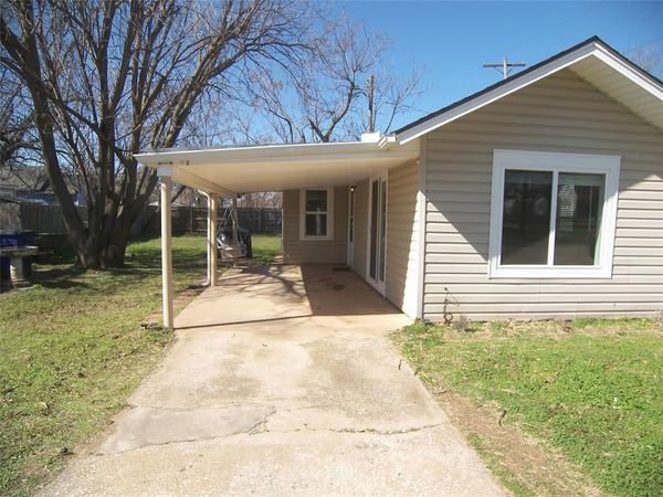 101 N Walnut Street, Crescent, OK 73028