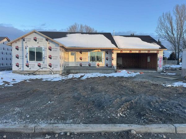 397 Wind River Dr, Shelley, ID 83274