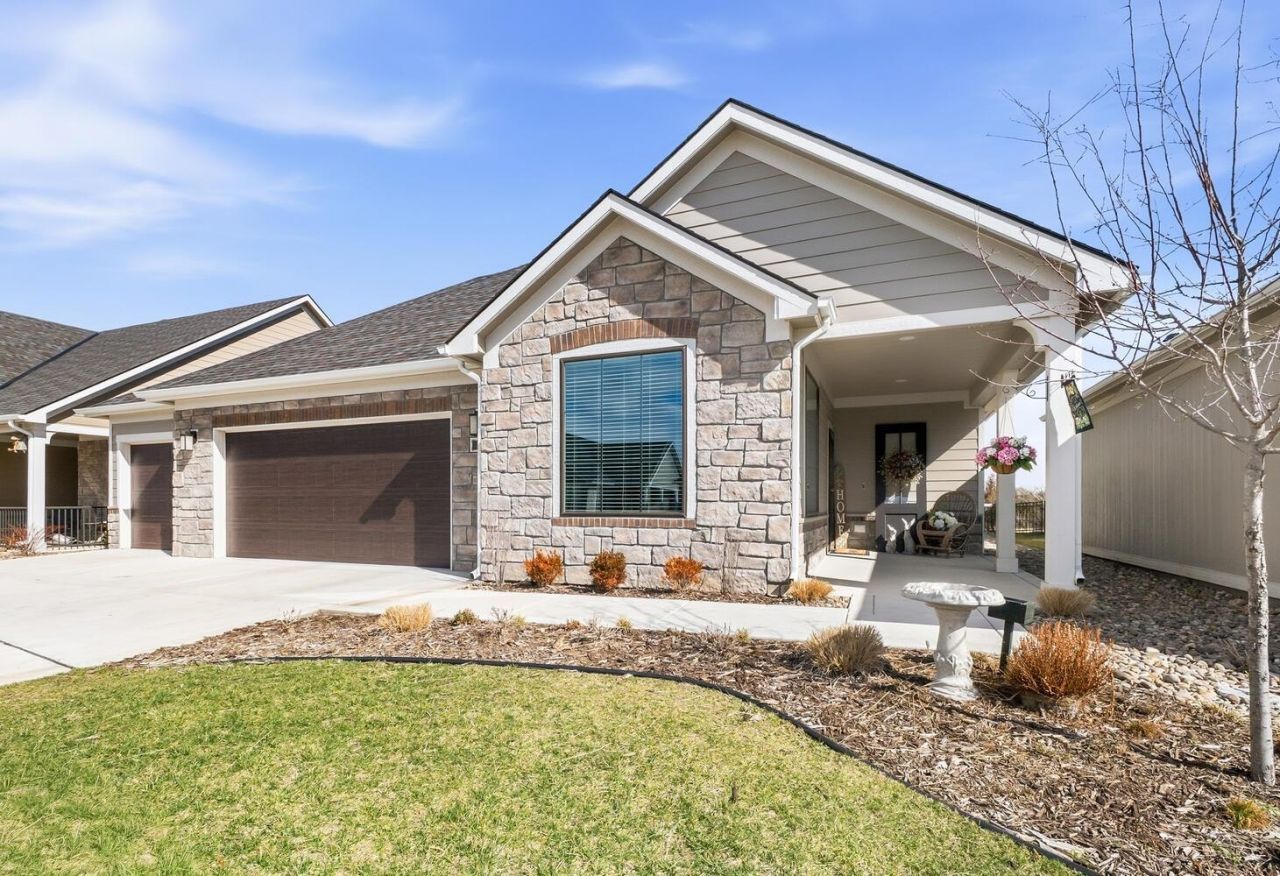 1434 S Monument St, Wichita, KS 67235 Main Photo