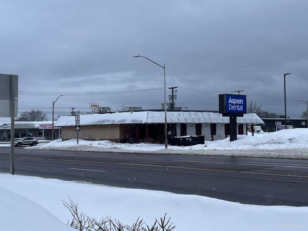 201 N Lincoln Street, Escanaba, MI 49829