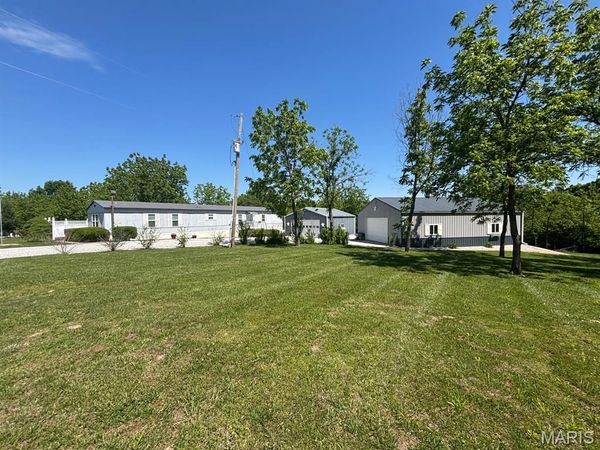 18046 Monroe Road 453, Paris, MO 65275