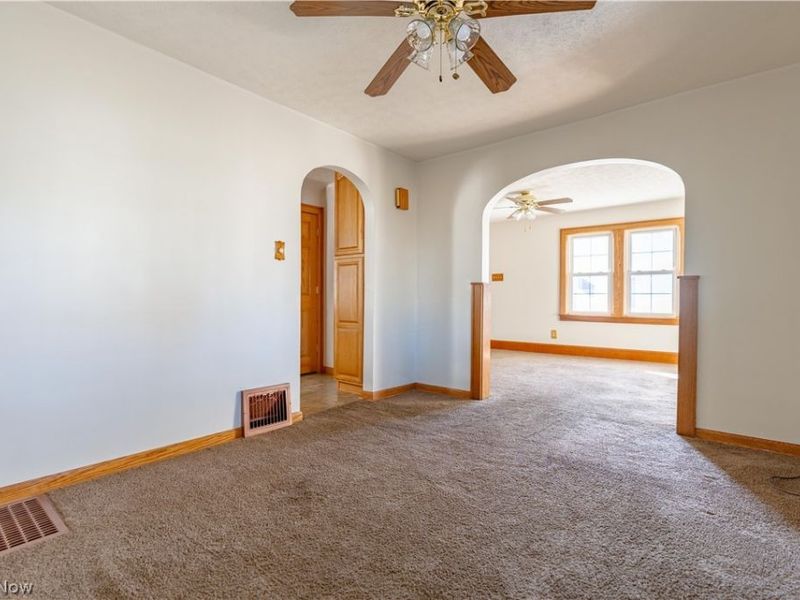 1154 Roslyn Avenue SW, Canton, OH 44710 Photo 12