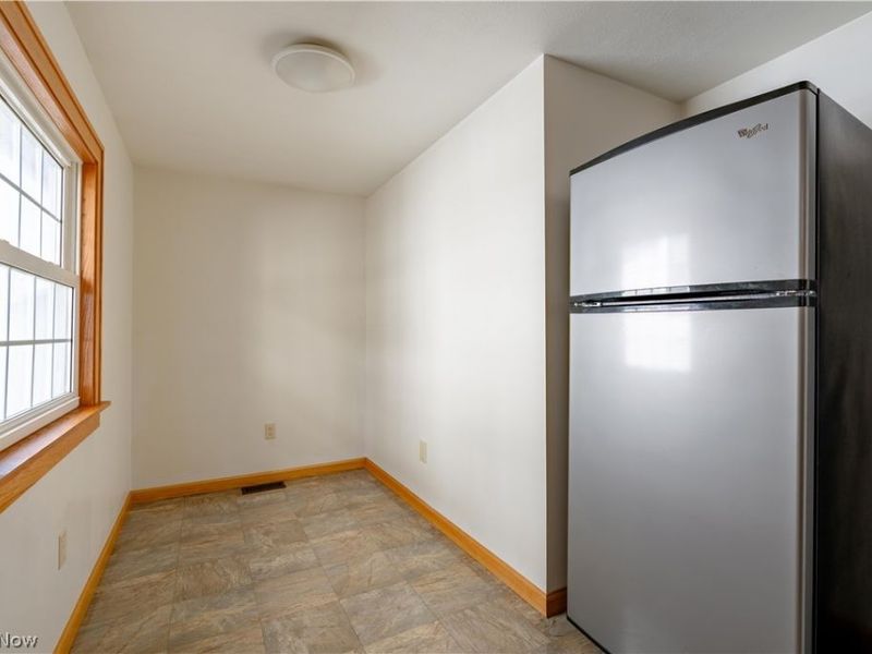 1154 Roslyn Avenue SW, Canton, OH 44710 Photo 9