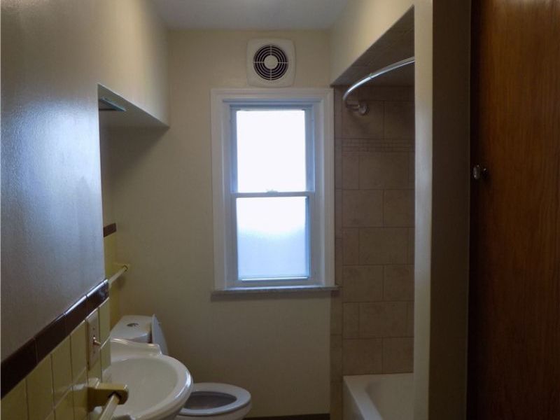 28883 Detroit Road, Westlake, OH 44145 Photo 12