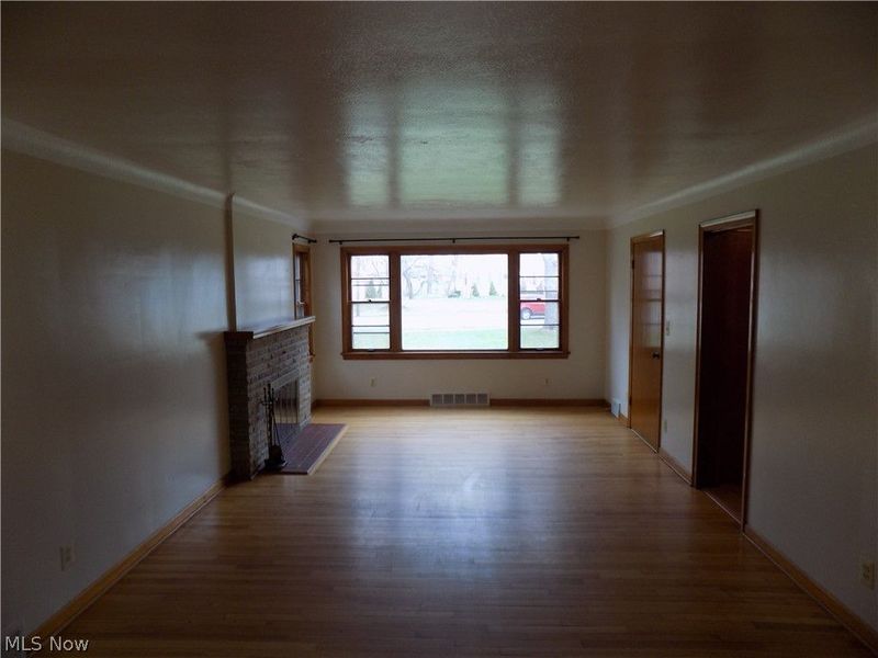 28883 Detroit Road, Westlake, OH 44145 Photo 4