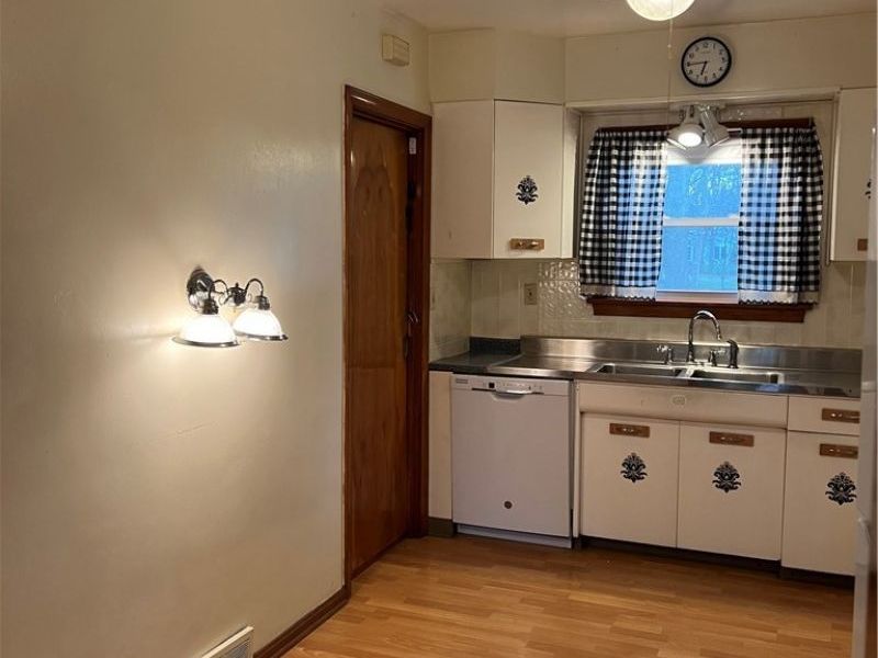 28839 Detroit Road, Westlake, OH 44145 Photo 16