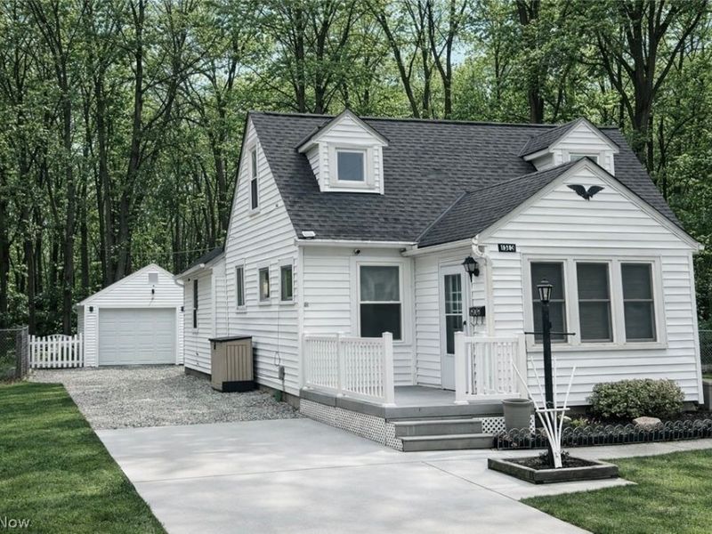 1313 Waverly Road, Eastlake, OH 44095 Photo 1