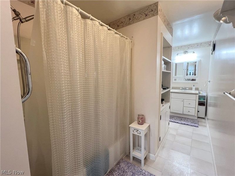 1313 Waverly Road, Eastlake, OH 44095 Photo 17