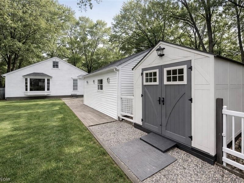 1313 Waverly Road, Eastlake, OH 44095 Photo 3