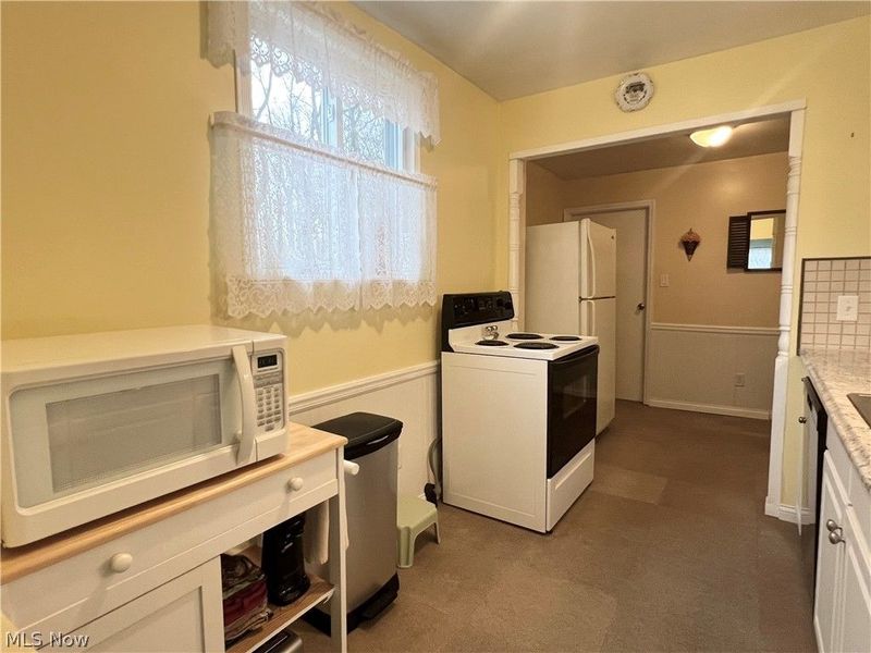 1313 Waverly Road, Eastlake, OH 44095 Photo 6