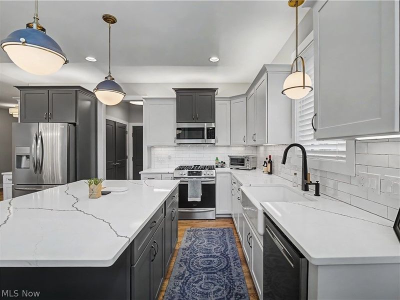 412 Salandra Court, Avon Lake, OH 44012 Photo 14