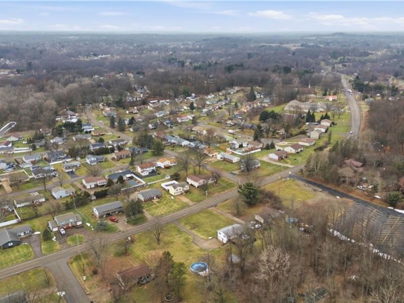 702 Perry Drive NW, Canton, OH 44708 Photo 35