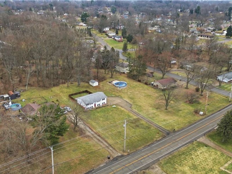 702 Perry Drive NW, Canton, OH 44708 Photo 36