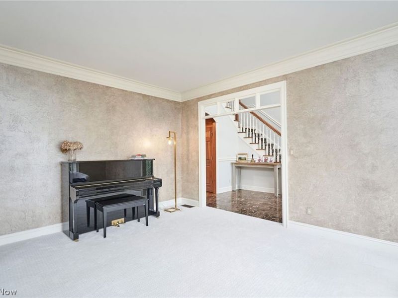 2120 Albertson Parkway, Cuyahoga Falls, OH 44223 Photo 13