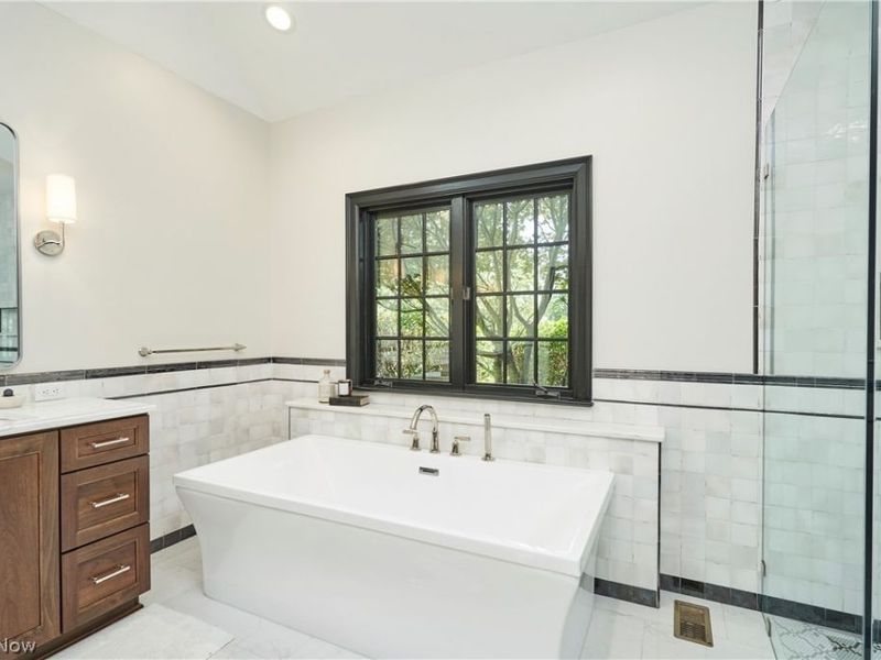 2120 Albertson Parkway, Cuyahoga Falls, OH 44223 Photo 17