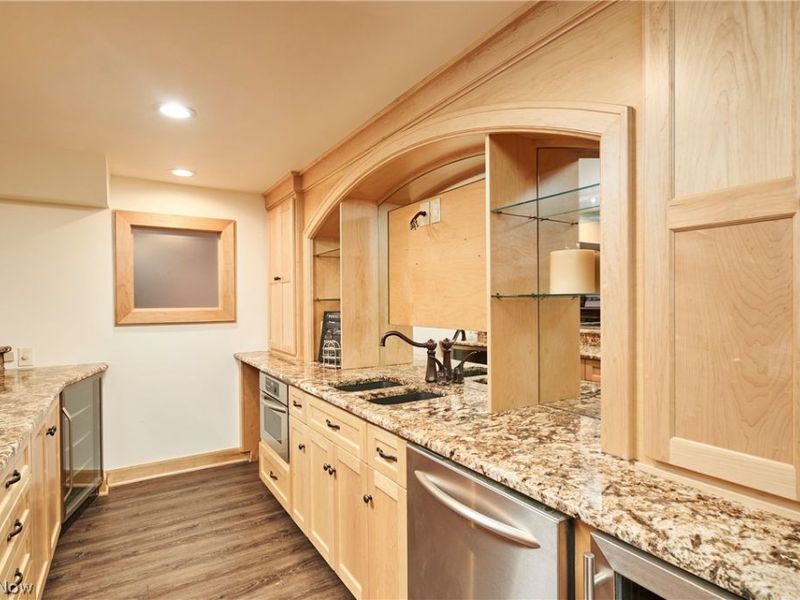 2120 Albertson Parkway, Cuyahoga Falls, OH 44223 Photo 31