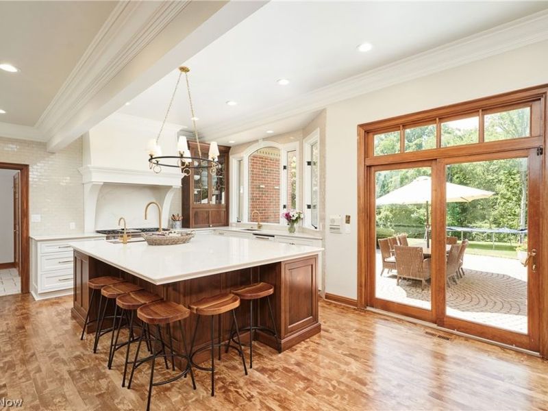 2120 Albertson Parkway, Cuyahoga Falls, OH 44223 Photo 4