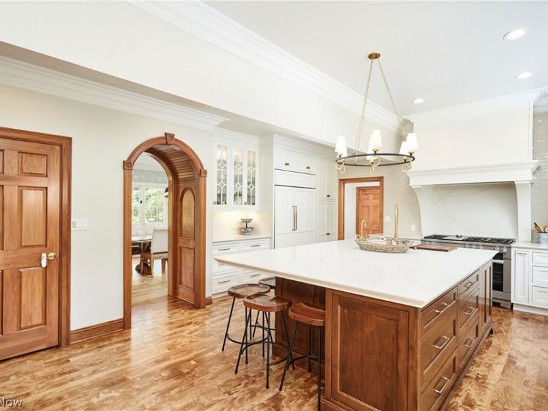 2120 Albertson Parkway, Cuyahoga Falls, OH 44223 Photo 5