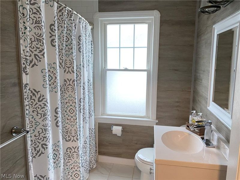 1547 Sunview Road, Lyndhurst, OH 44124 Photo 15