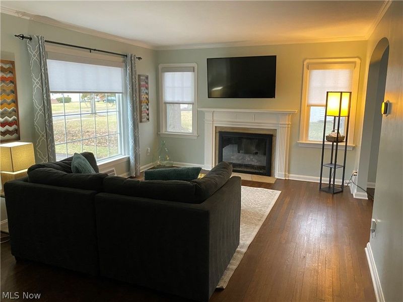 1547 Sunview Road, Lyndhurst, OH 44124 Photo 5