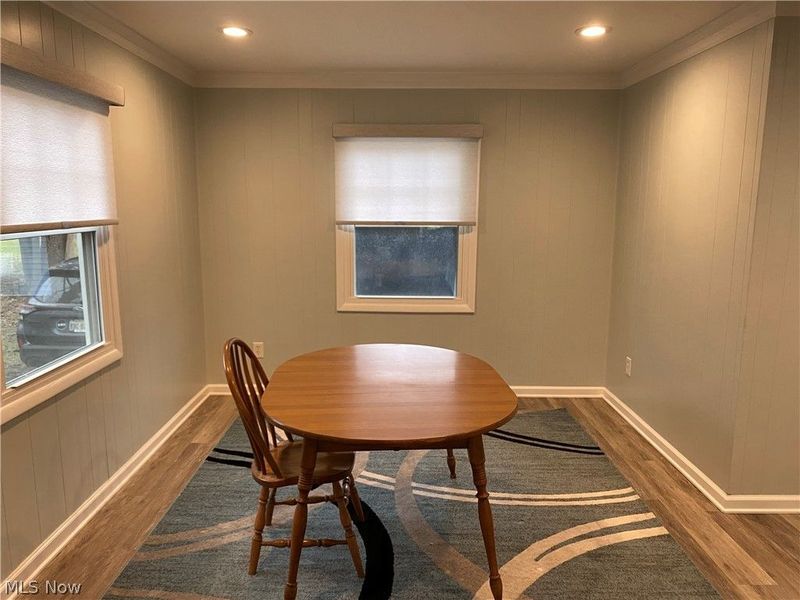 1547 Sunview Road, Lyndhurst, OH 44124 Photo 9