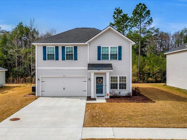 276 Brightleaf Circle, Hinesville, GA 31313