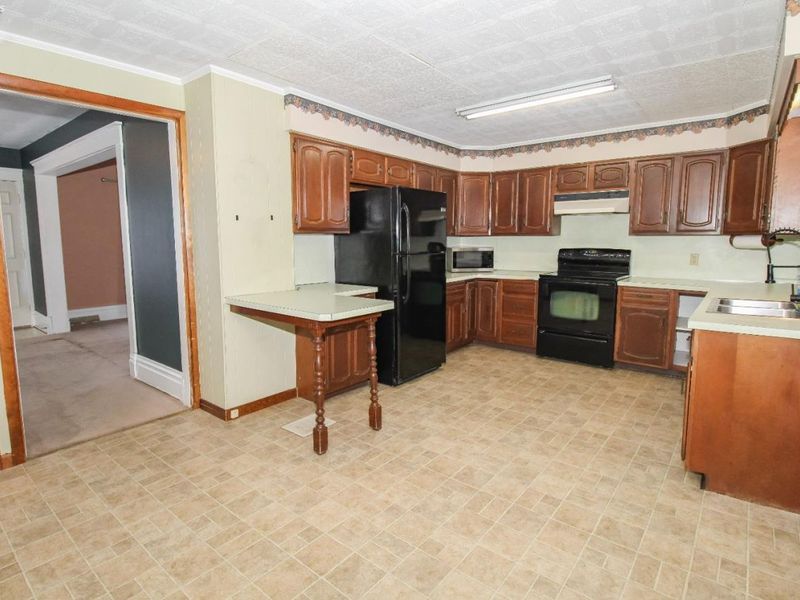 135 Attwood Terrace, Bellevue, OH 44811 Photo 17