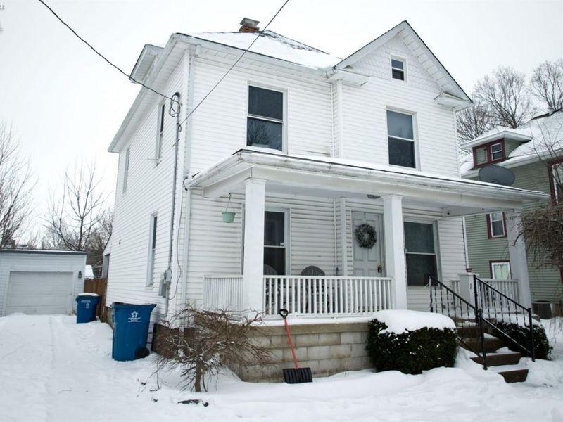 135 Attwood Terrace, Bellevue, OH 44811 Photo 2