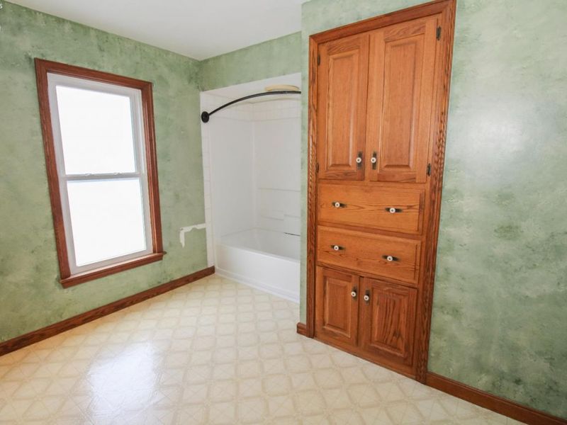 135 Attwood Terrace, Bellevue, OH 44811 Photo 38