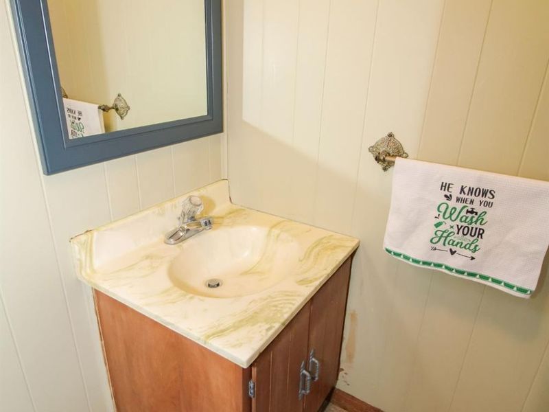 135 Attwood Terrace, Bellevue, OH 44811 Photo 45