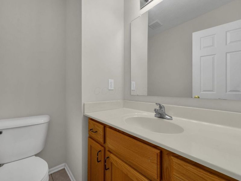 2390 Village At Bexley Drive, Columbus, OH 43209 Photo 12